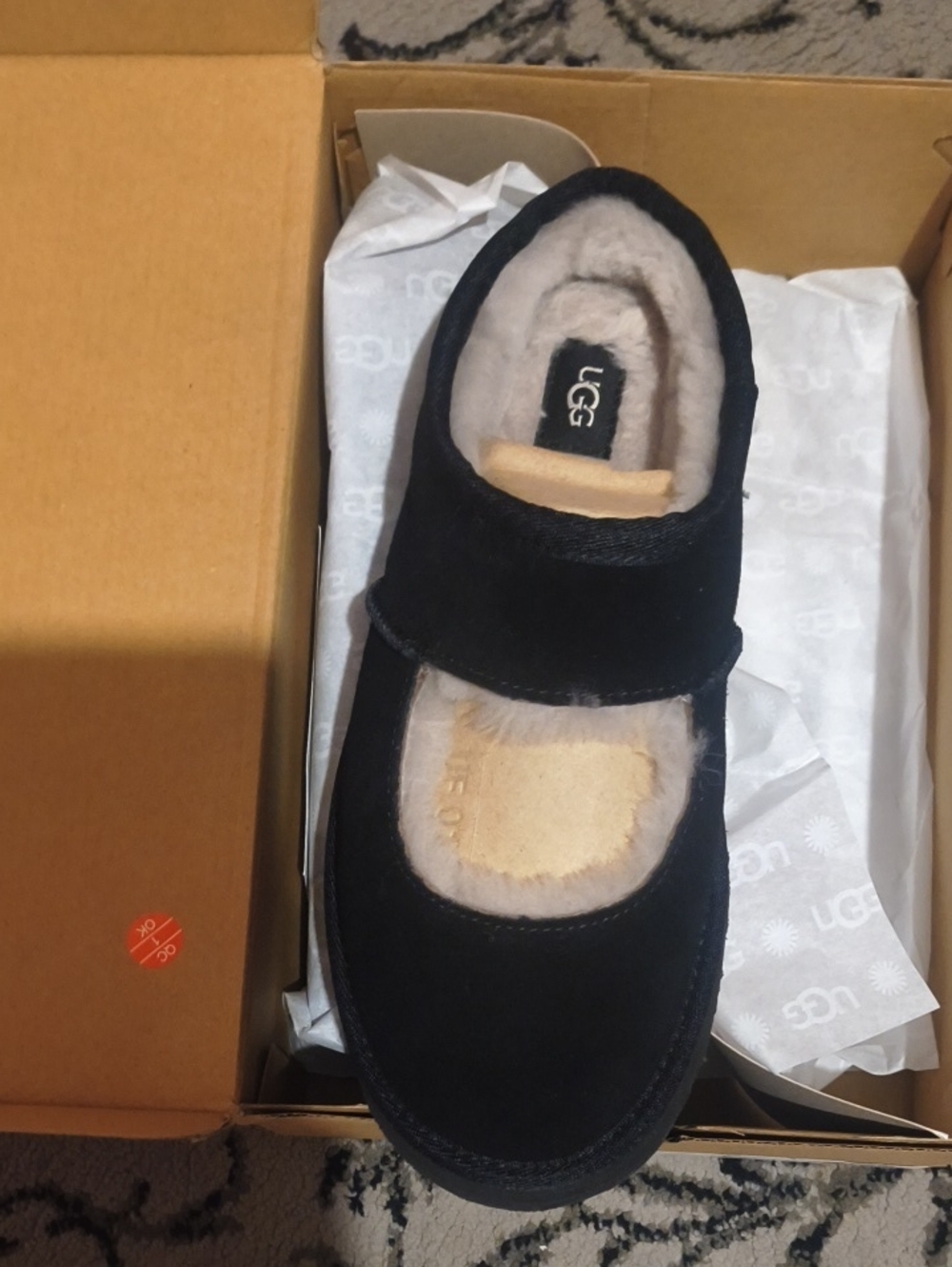 UGG Black Suede Mary Jane with Shearling Lining Ugg Bea Kids Sz 6